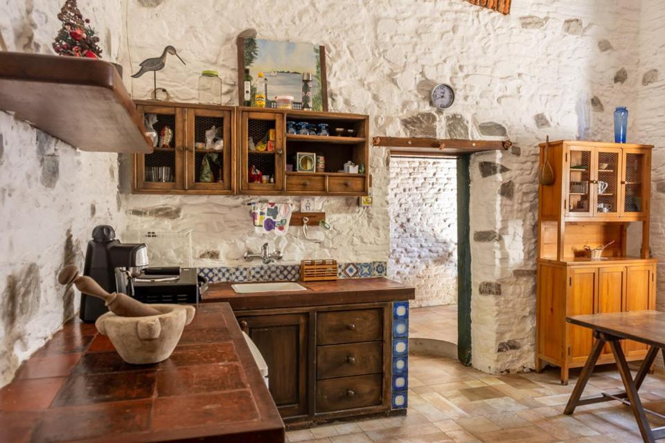 Casa Francis - Apartamentos Colonia del Sacramento Buitenkant foto