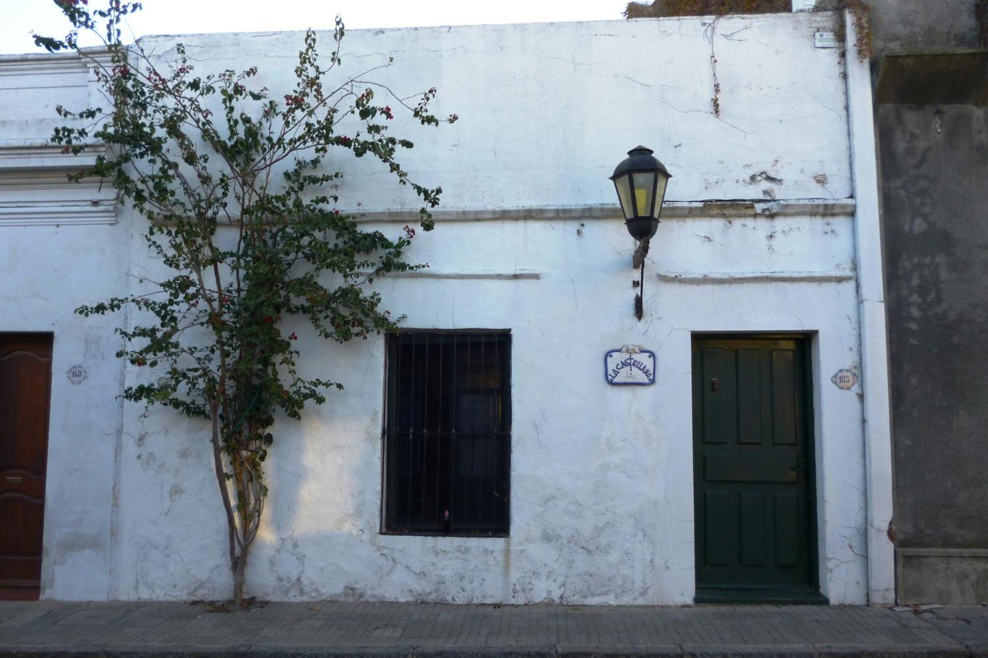 Casa Francis - Apartamentos Colonia del Sacramento Buitenkant foto